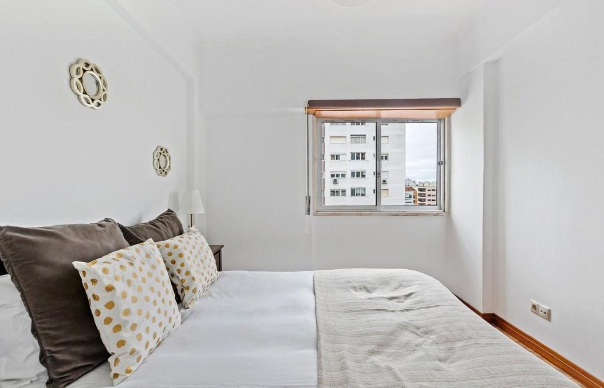 Spacious 3 Bedroom Apartment In Lisboa Exterior foto